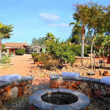 Casa Con Piscina En Bonito Entorno Mia